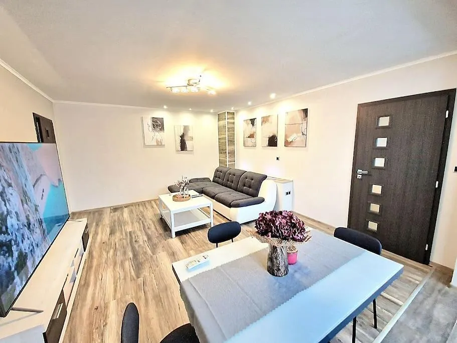Flat 85 - 85 Inches Tv location